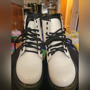 Girl's Dr. Martens 1460 J Size 13(US)